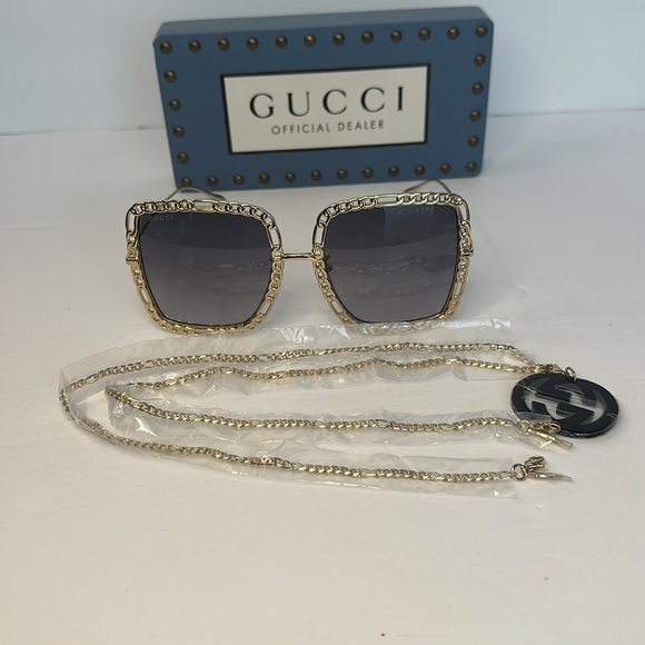 💯 - New Authentic GUCCI Oversized Square Chain Sunglasses Women's GG1033S 002 - Picture 8 of 17